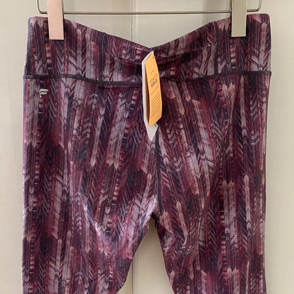 Fabletics Powerhold 7/8 Capri - Picture 3 of 4